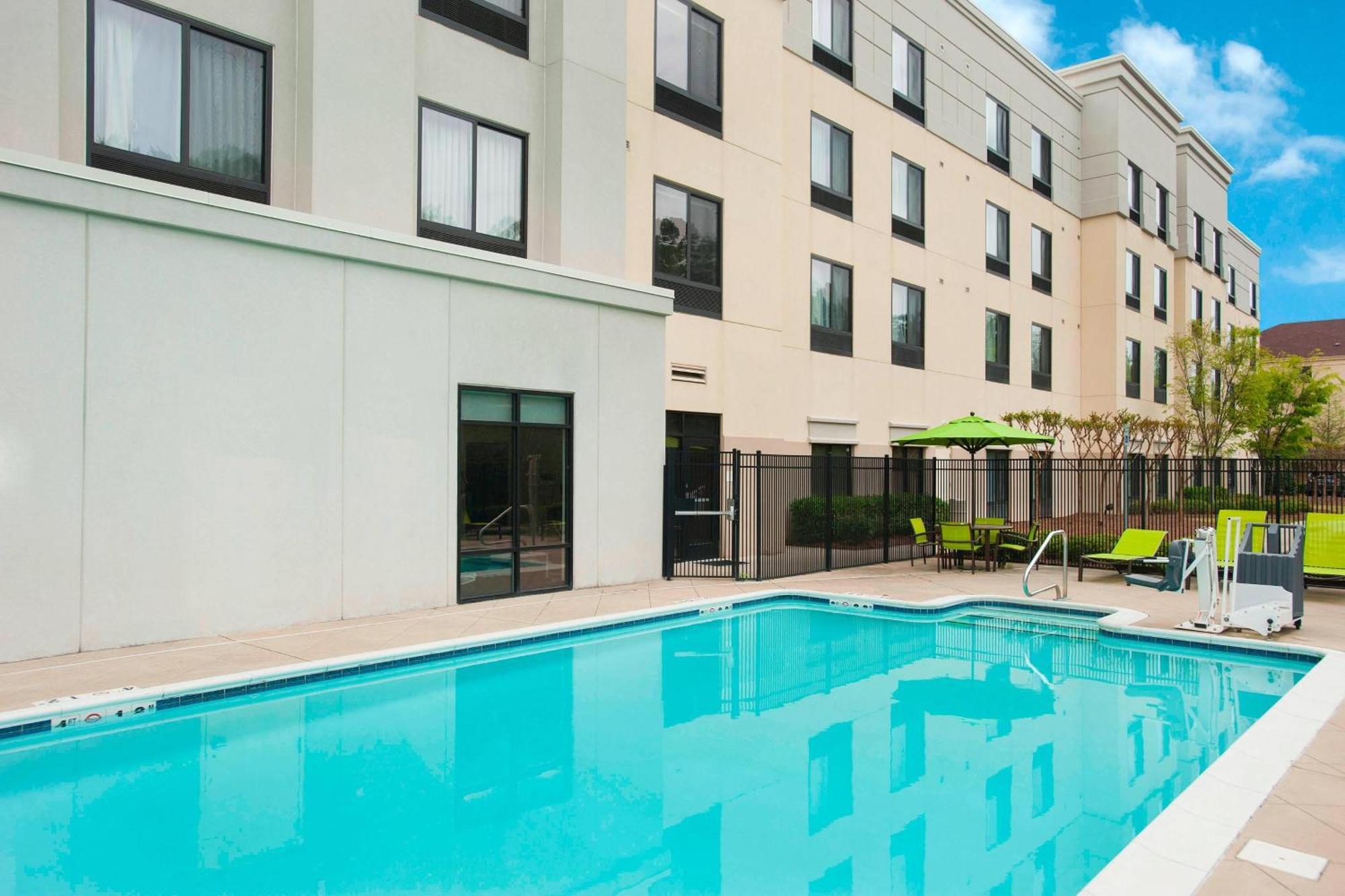 Springhill Suites Birmingham Colonnade Exterior photo